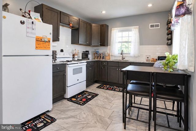 121 S JACKSON ST, Woodbury, NJ 08096