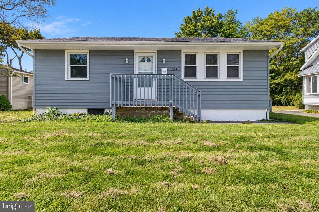121 S JACKSON ST, WOODBURY, NJ 08096 — exterior