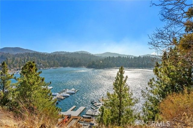 1430 Sequoia, Lake Arrowhead, CA 92352