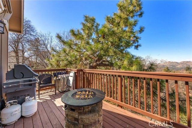 1430 Sequoia, Lake Arrowhead, CA 92352