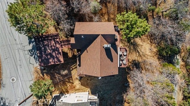 1430 Sequoia, Lake Arrowhead, CA 92352