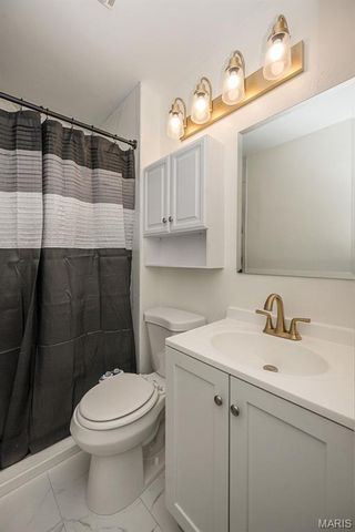 449 Madrina Court, Ballwin, MO 63021