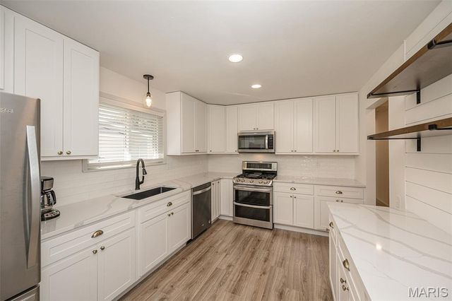 449 Madrina Court, Ballwin, MO 63021