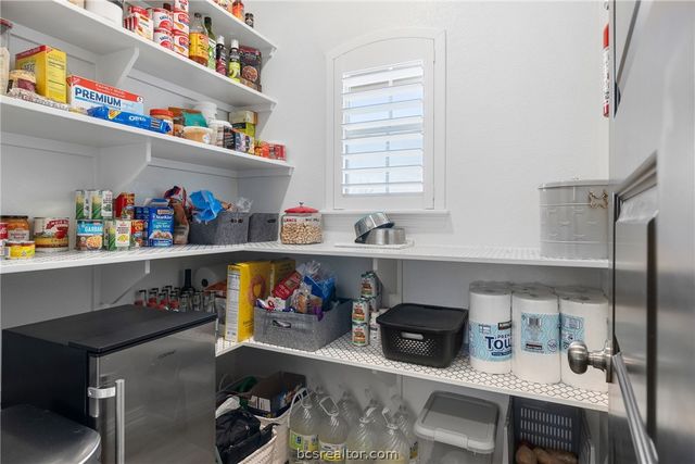 3222 Hunters Crossing Trail, Bryan, TX 77808