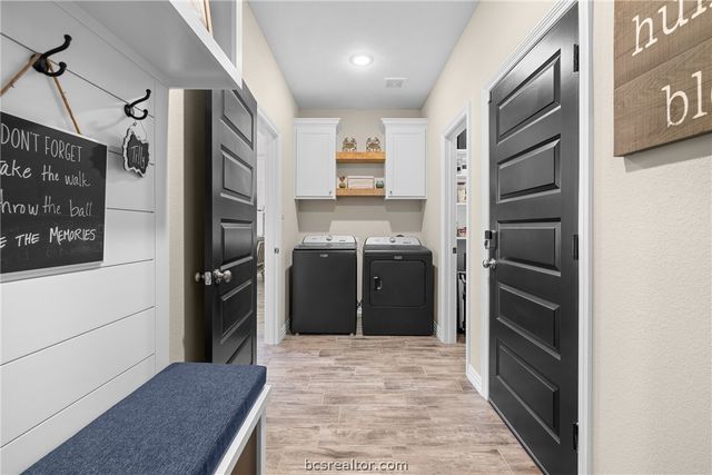 3222 Hunters Crossing Trail, Bryan, TX 77808