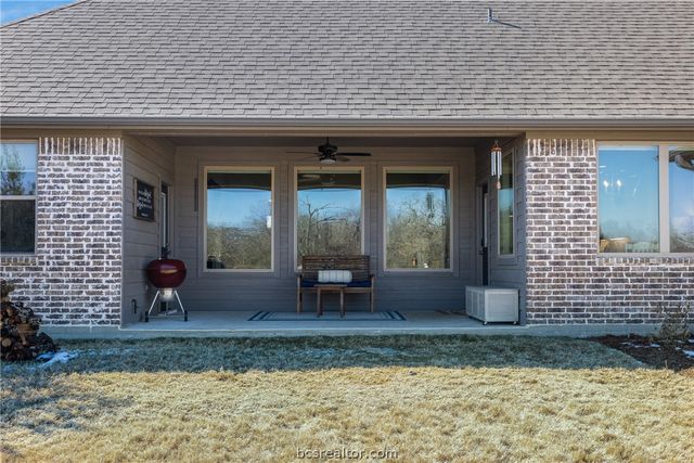 3222 Hunters Crossing Trail, Bryan, TX 77808