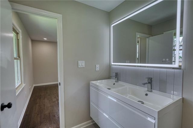 32 Eva Lane, Stockbridge, GA 30281
