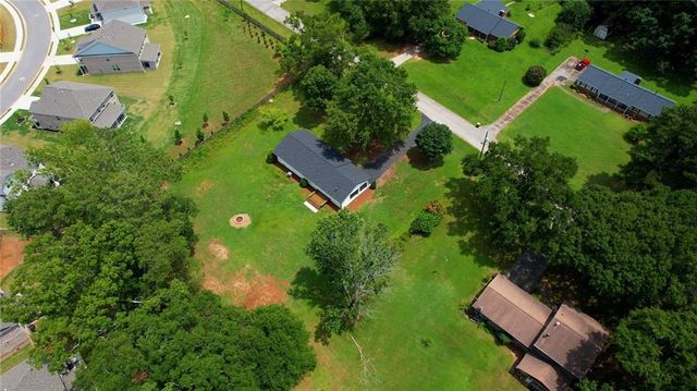 32 Eva Lane, Stockbridge, GA 30281