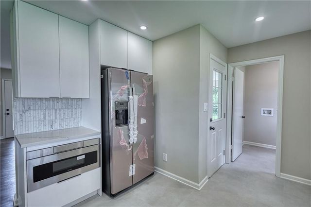 32 Eva Lane, Stockbridge, GA 30281