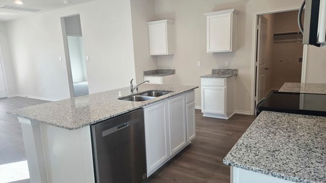 1810 Teton River Drive, Blue Ridge, TX 75424