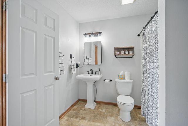 2987 Jaden Lane, Norwalk, IA 50211