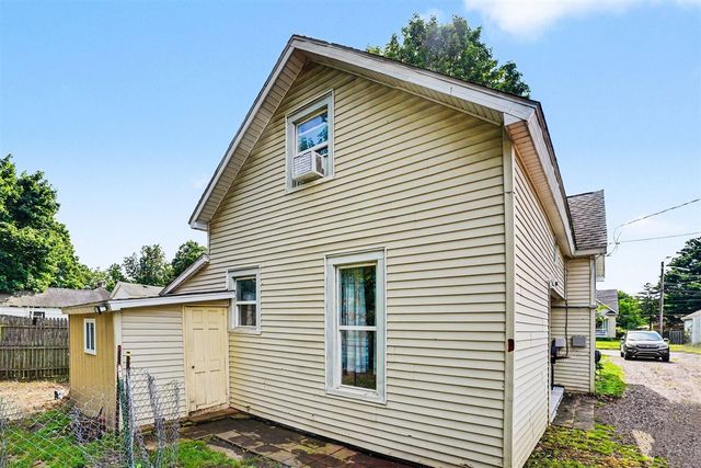 215 N Centerville Road, Sturgis, MI 49091