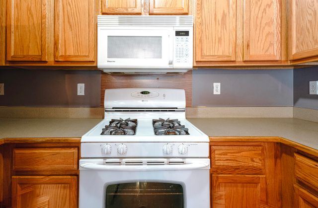 4125 Derray Court, Warren, MI 48092