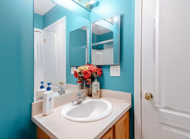 4125 Derray Court, Warren, MI 48092