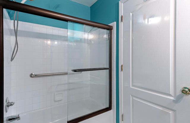 4125 Derray Court, Warren, MI 48092