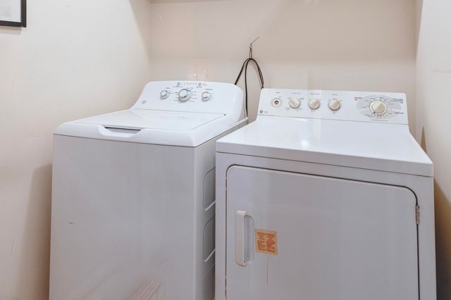 4125 Derray Court, Warren, MI 48092