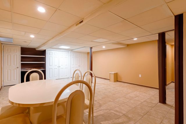 4125 Derray Court, Warren, MI 48092