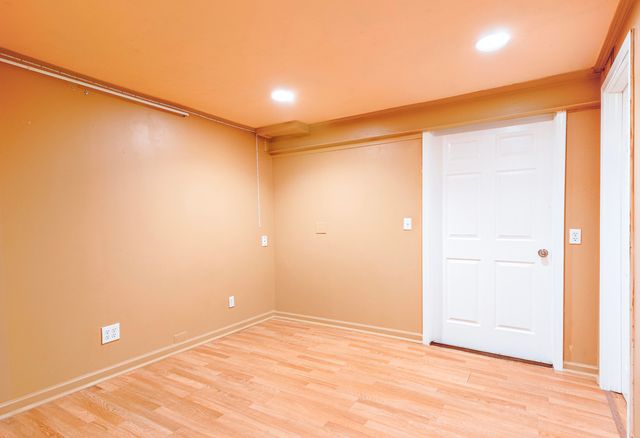 4125 Derray Court, Warren, MI 48092