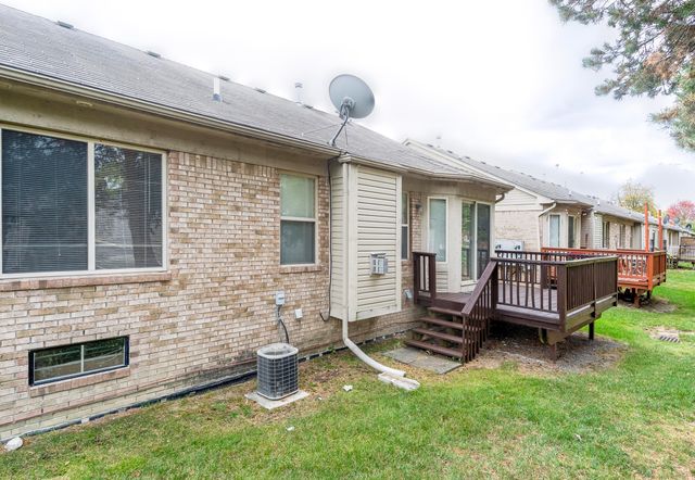 4125 Derray Court, Warren, MI 48092