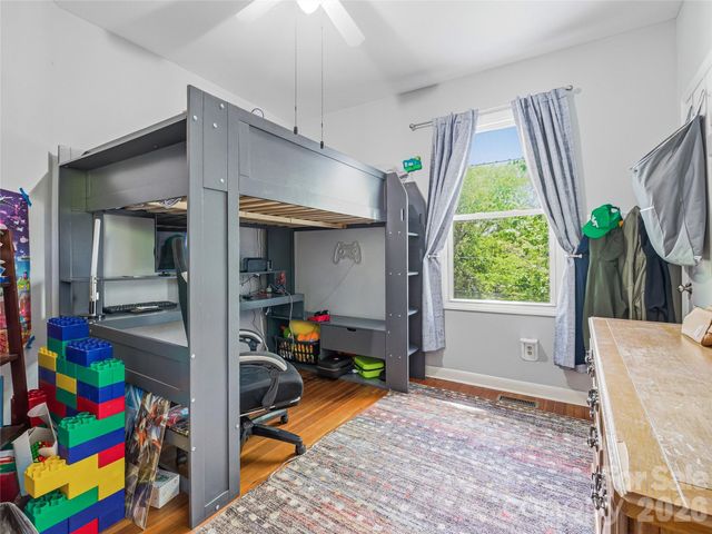 95 Baker Avenue, Asheville, NC 28806