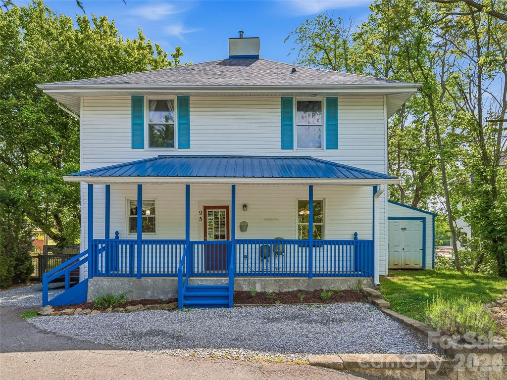 95 Baker Avenue, Asheville, NC 28806