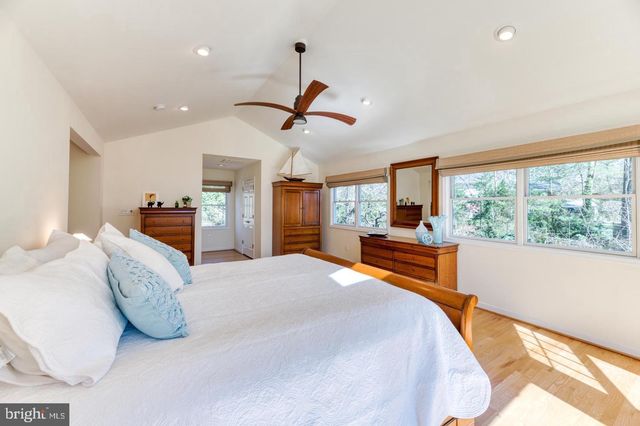 5151 PIEDMONT PL, Annandale, VA 22003
