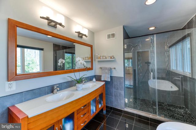 5151 PIEDMONT PL, Annandale, VA 22003