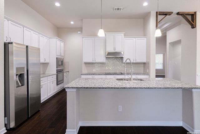 7618 McKinney Hls, San Antonio, TX 78254