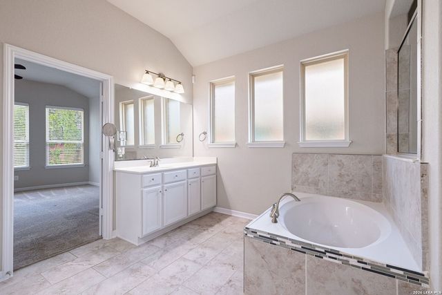 7618 McKinney Hls, San Antonio, TX 78254