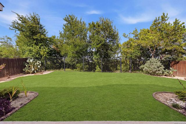 7618 McKinney Hls, San Antonio, TX 78254