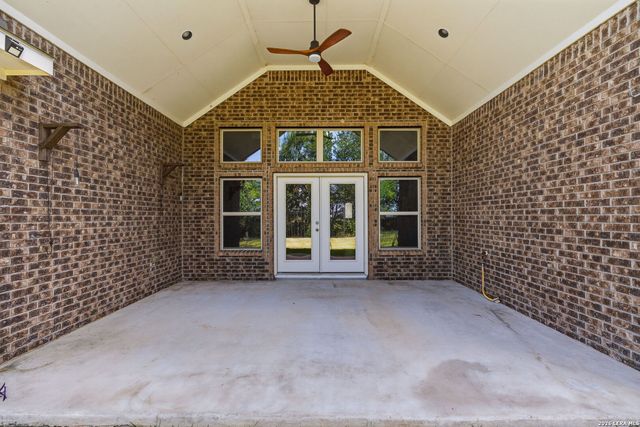 7618 McKinney Hls, San Antonio, TX 78254