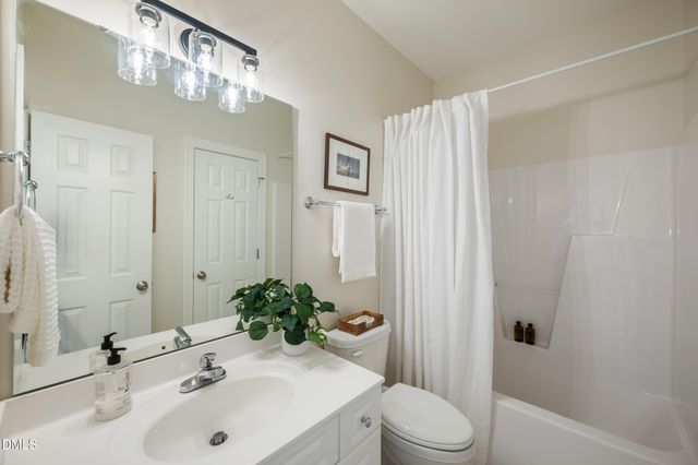 613 Battery Walk Lane, Cary, NC 27519