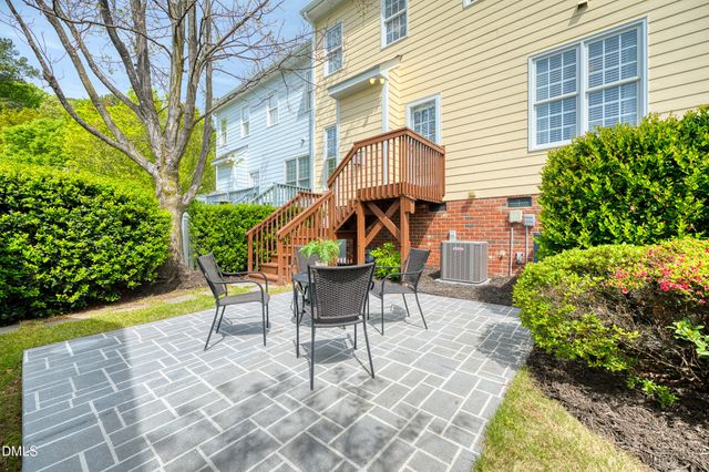 613 Battery Walk Lane, Cary, NC 27519