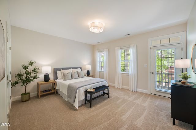 613 Battery Walk Lane, Cary, NC 27519