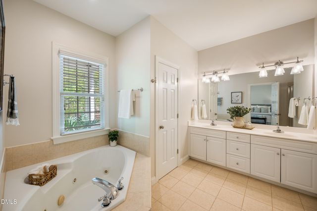 613 Battery Walk Lane, Cary, NC 27519