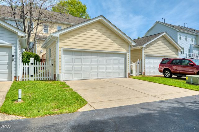 613 Battery Walk Lane, Cary, NC 27519