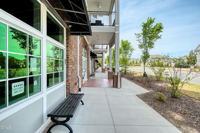 613 Battery Walk Lane, Cary, NC 27519