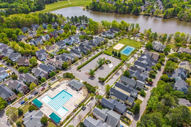 613 Battery Walk Lane, Cary, NC 27519