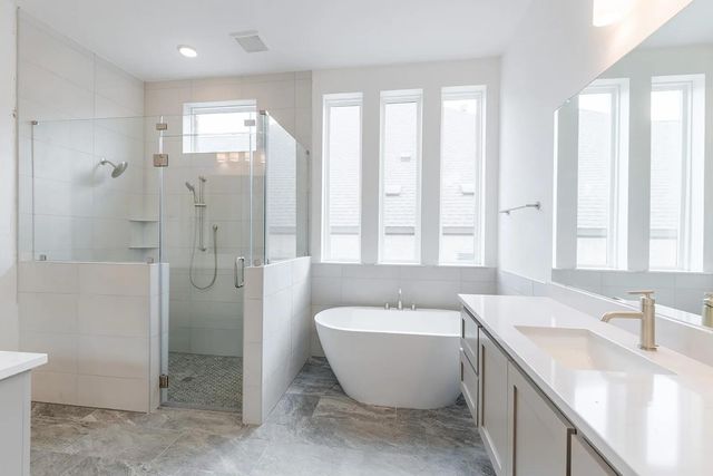 1810 Crimson Sunset DR, Georgetown, TX 78628