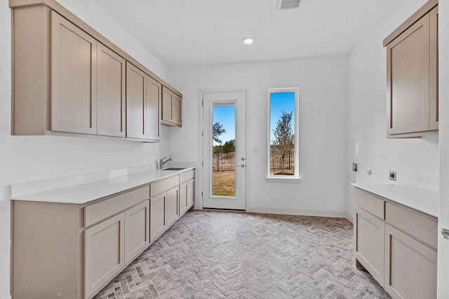 1810 Crimson Sunset DR, Georgetown, TX 78628