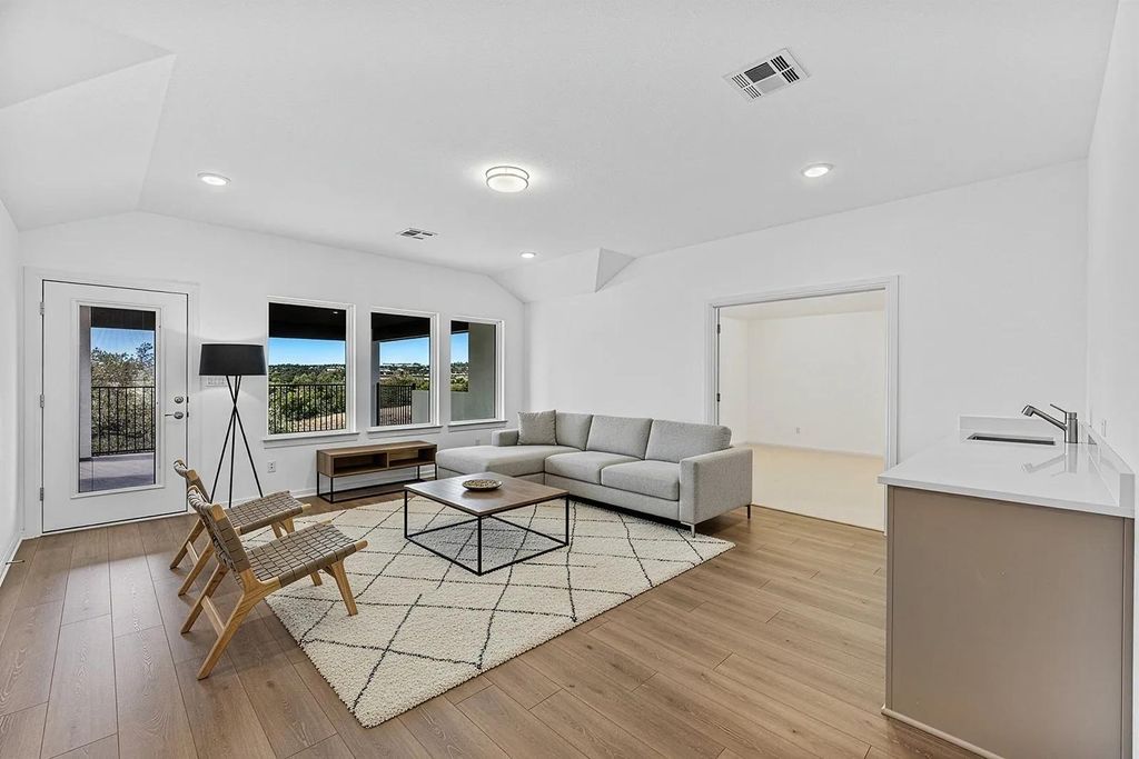 1810 Crimson Sunset DR, Georgetown, TX 78628