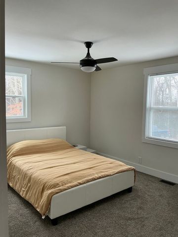 915 Shearor St, Clarksville, TN 37040