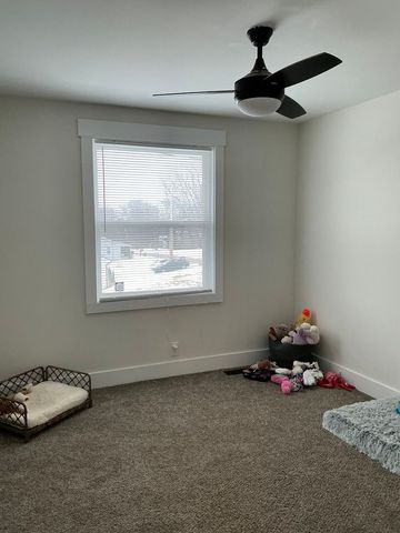 915 Shearor St, Clarksville, TN 37040