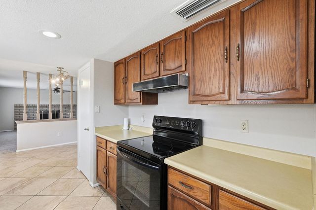 4401 E Emile Zola Avenue, Phoenix, AZ 85032