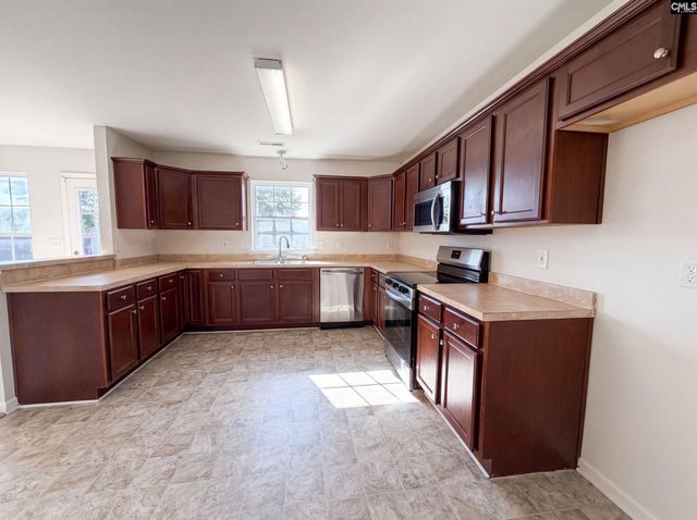 324 Keystone Drive, Hopkins, SC 29061