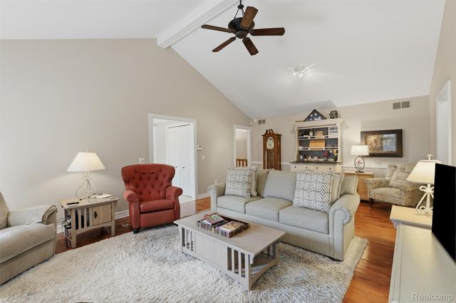 4782 Pine Eagles Drive 12, Genoa Township, MI 48116