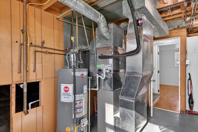 5837 Stratford Drive, Portage City, MI 49024