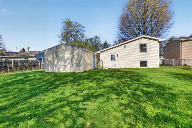 5837 Stratford Drive, Portage City, MI 49024