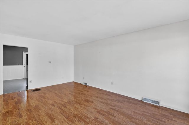 5837 Stratford Drive, Portage City, MI 49024