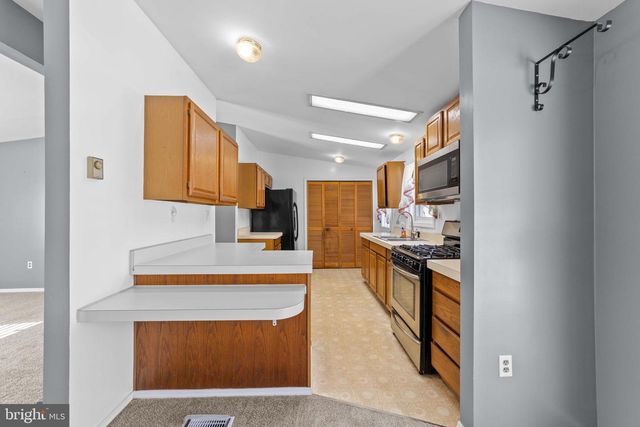 120 DARTMOUTH RD, Pennsville, NJ 08070